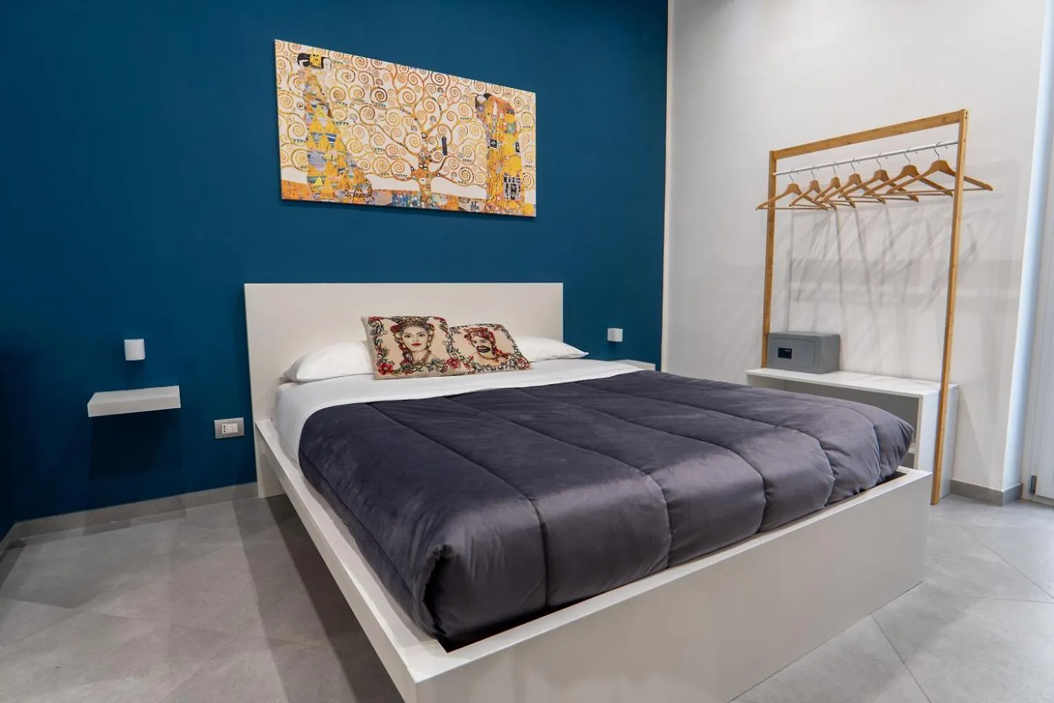 Nena Sweet Home Palermo Italy